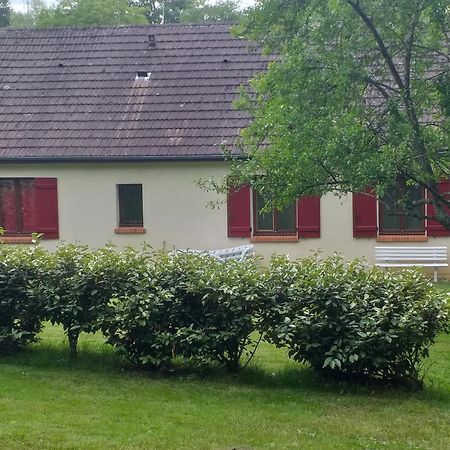 Вилла La Griotterie Saint-Amand-en-Puisaye Экстерьер фото